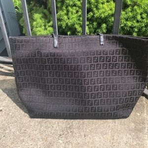 Fendi Tote Bag 💯 Authentic